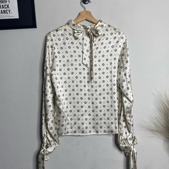 Anine Bing blouse silk long sleeve Esther pattern tie too in champagne. - Picture 5 of 8